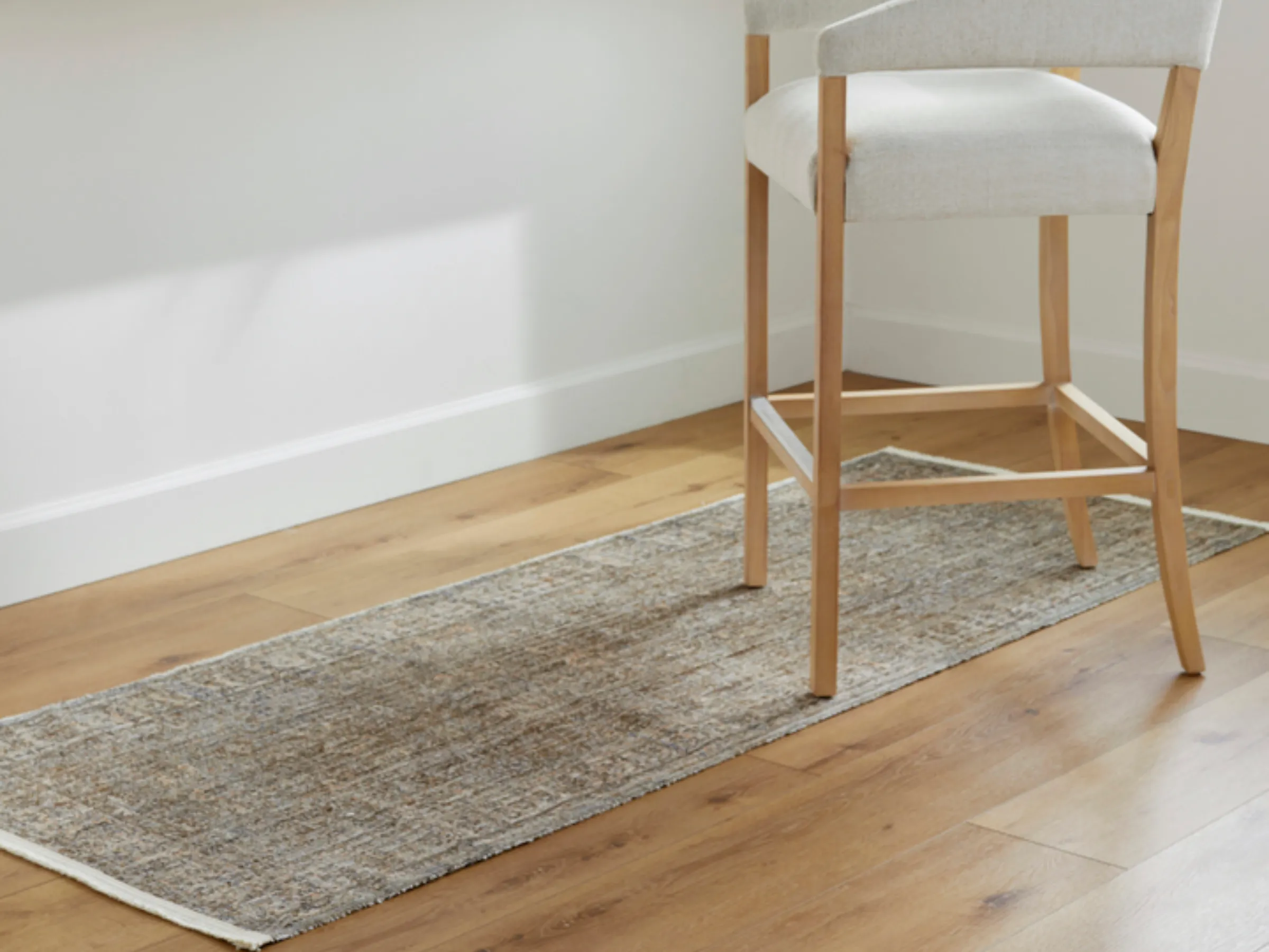 Becki Owens Margaret Abstract Indoor Machine Woven Rug