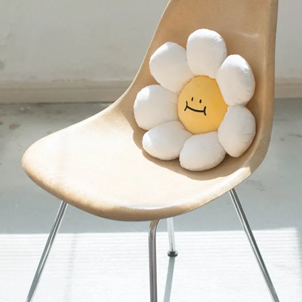 Daisy Pillow