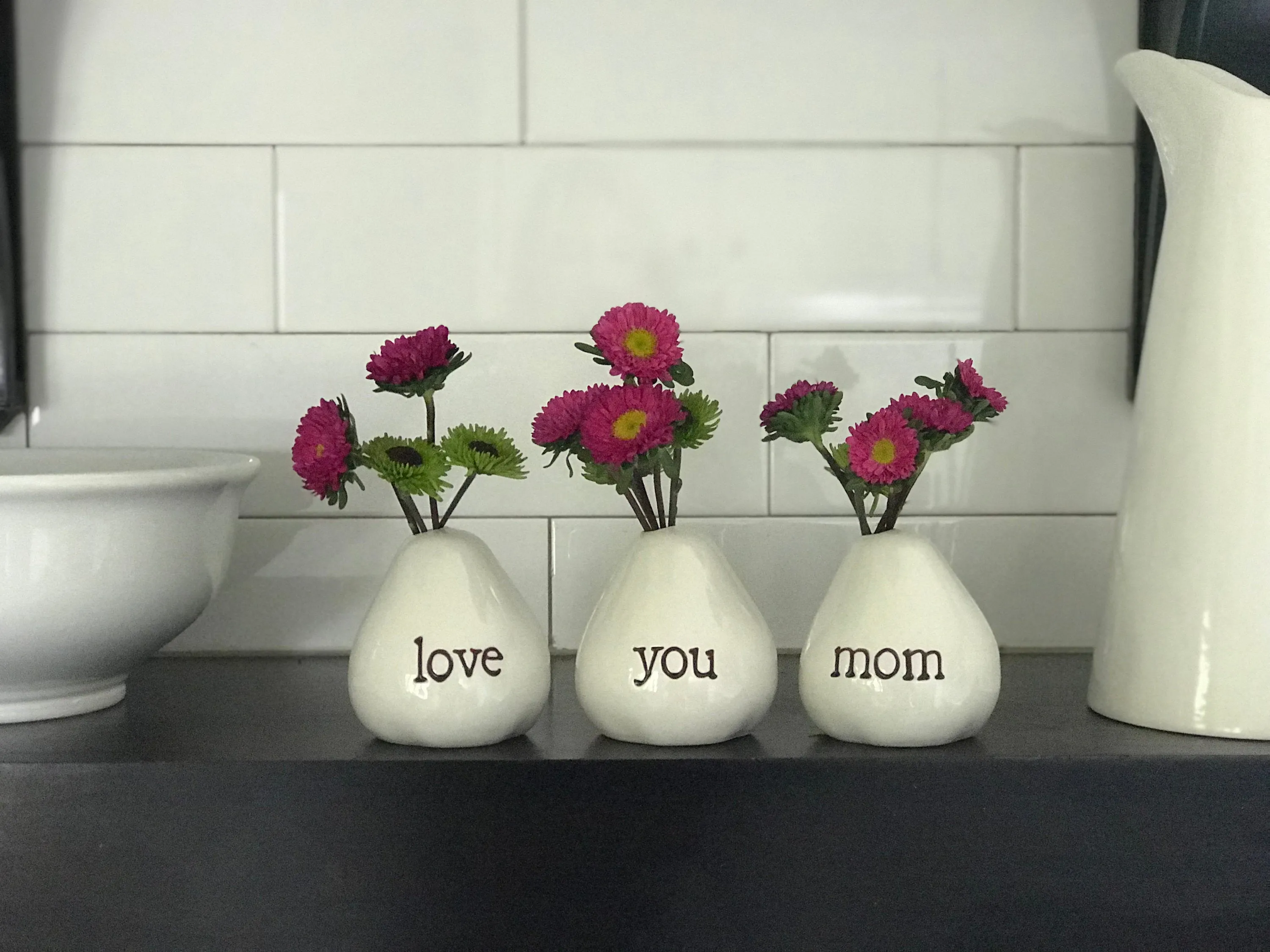 Love You Mom Vases For Flowers - Adorable White Porcelain Flower Vase Set For Mothers Day, Valentines, Christmas, Birthday, Gifts for Mom