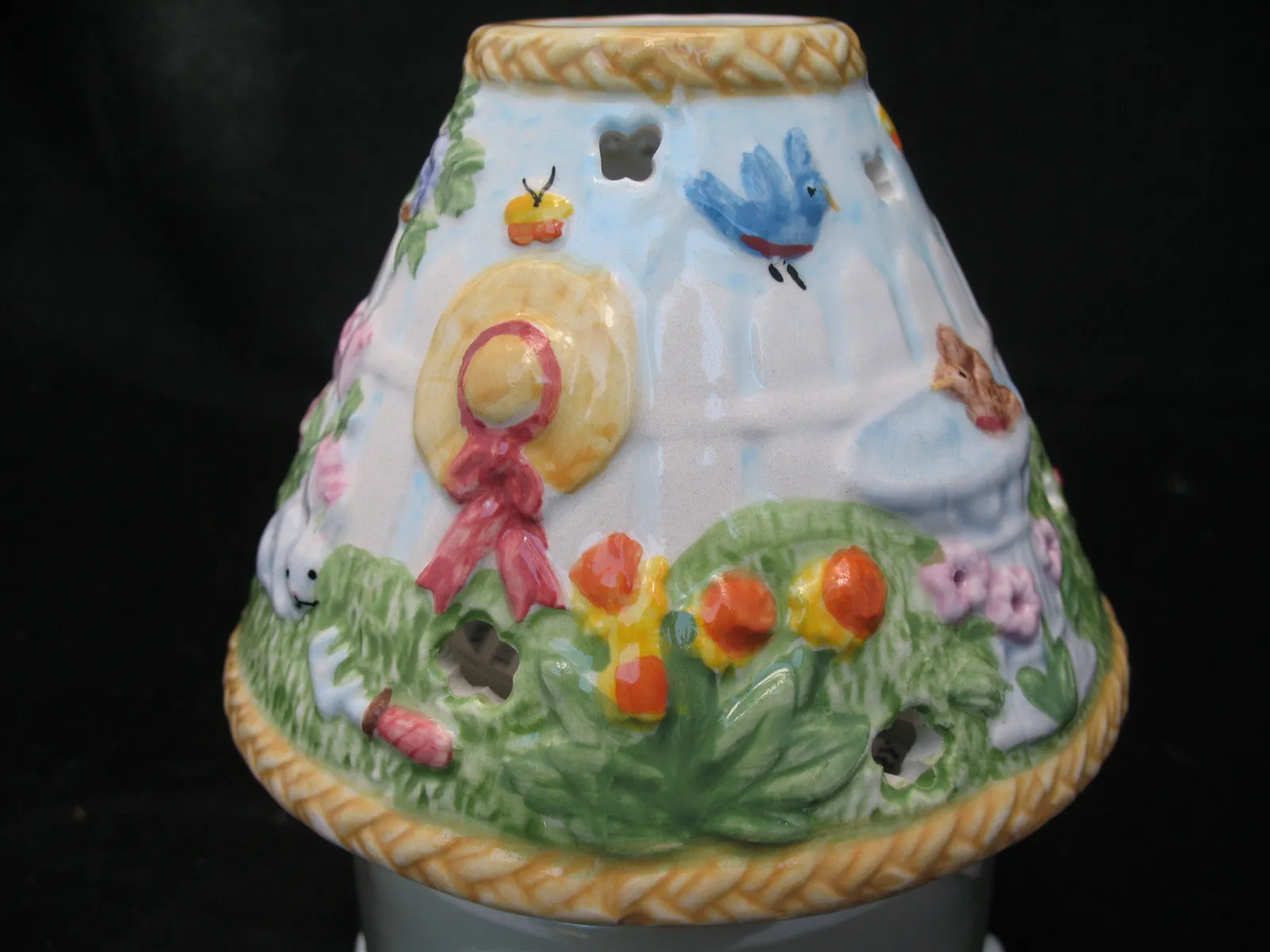 NEW NIB AVON SPRING FLORAL FLOWERS GARDEN Scented JAR CANDLE LIGHT Ceramic LAMP SHADE SET