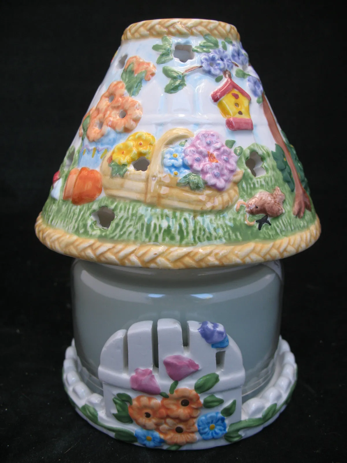 NEW NIB AVON SPRING FLORAL FLOWERS GARDEN Scented JAR CANDLE LIGHT Ceramic LAMP SHADE SET