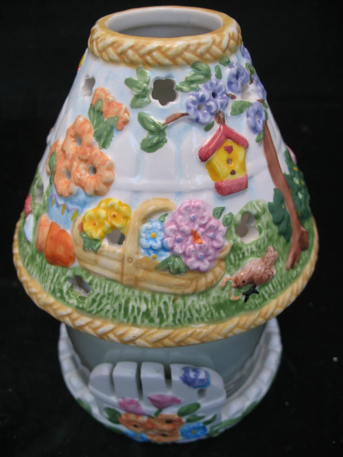 NEW NIB AVON SPRING FLORAL FLOWERS GARDEN Scented JAR CANDLE LIGHT Ceramic LAMP SHADE SET