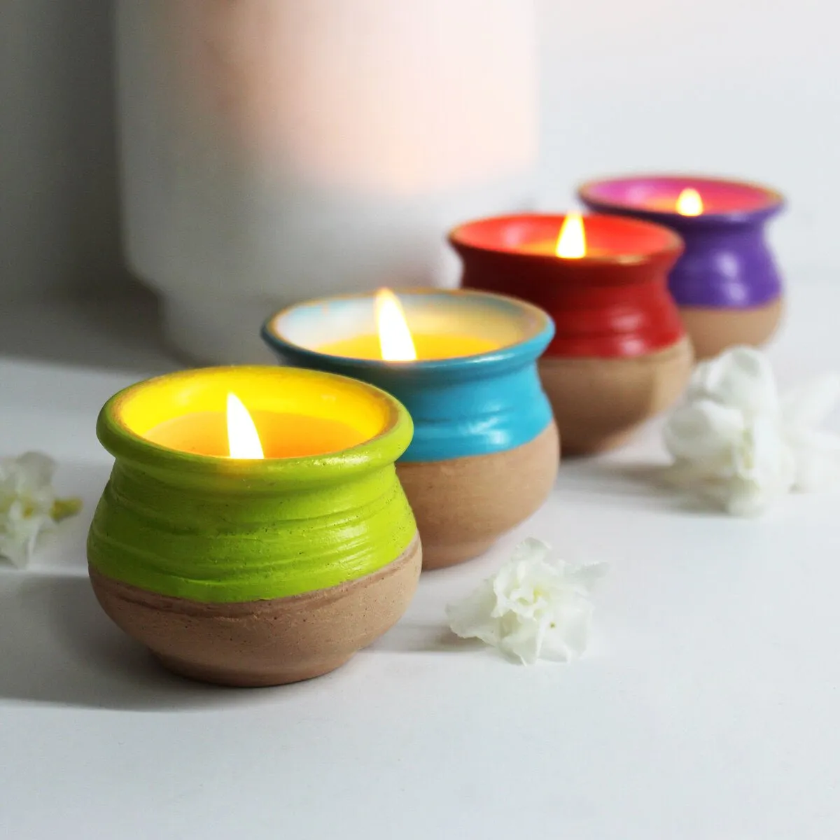 Pot Handi Candle Holder- Set Of 4 with 4 Free HD Soywax Candles
